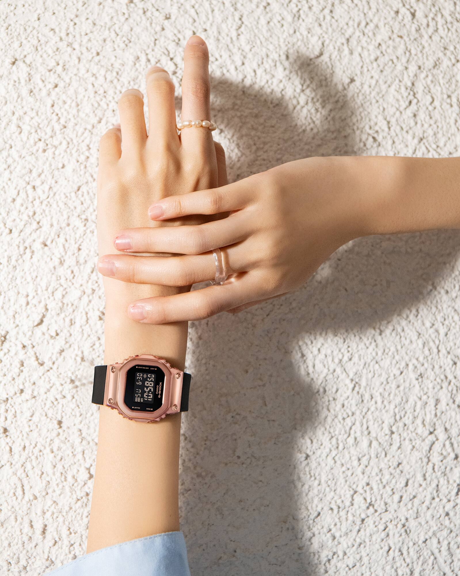 RELOJ CASIO G-SHOCK GM-S5600PG-1DR - ORO ROSA PARA MUJER ORIGINAL - Image 4